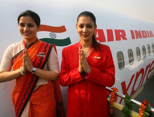 एयर इंडिया ने महिलाओं के लिए रिजर्व कीं 6 सीटें 