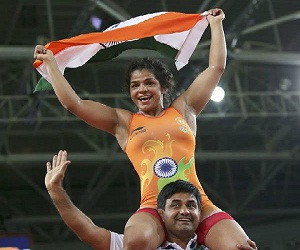 भारत की बेटी साक्षी ने रच दिया इतिहास, ओलंपिक में जीता पदक   