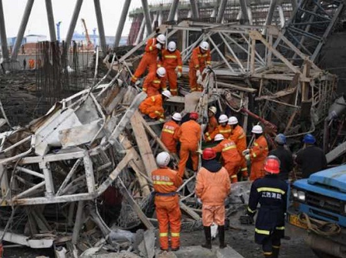 चीन में निर्माणाधीन पावर प्लांट गिरा, 40 की मौत