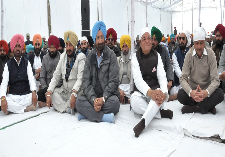•    CABINET MINISTERS RANDHAWA, ARORA AND DHARMSOT LEAD PEOPLE FROM ALL WALKS OF LIFE TO PAY TRIBUTES TO MASTER GURBANTA SINGH 