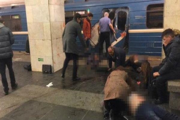 रुस के सेंट पीट्सबर्ग मेट्रो स्टेशन में धमाका, 10 की मौत, 50 घायल, 