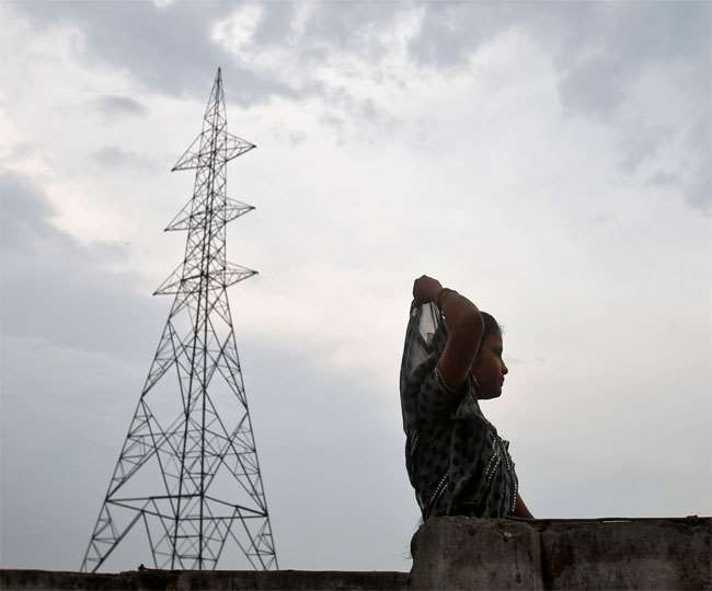  पंजाब में लोगों को लगेगा बिजली का झटका, आर्थिक मुश्किल में फंसा पावरकाॅम बढ़ाएगा  