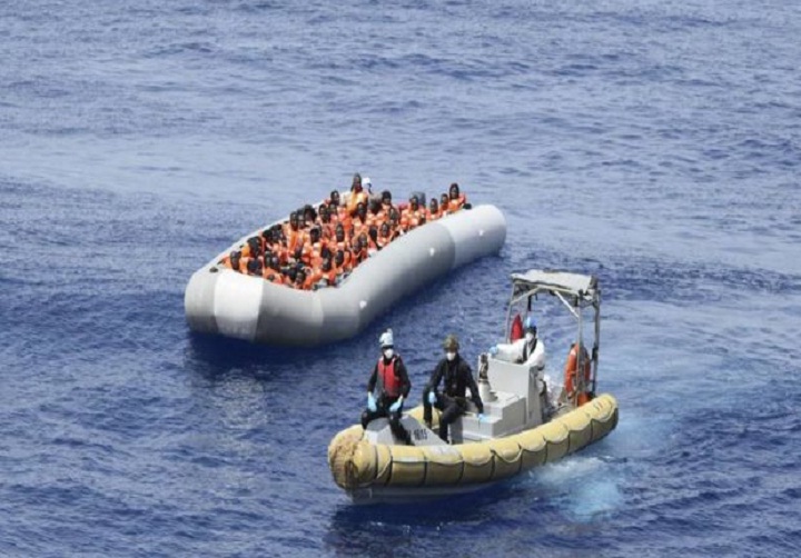 लीबिया में दो जहाज डूबे, 239 लोगों के मरने की आशंका 