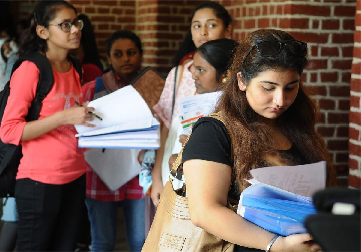 University of Delhi: यूजी और पीजी अंतिम वर्ष की परीक्षाएं स्थगित
