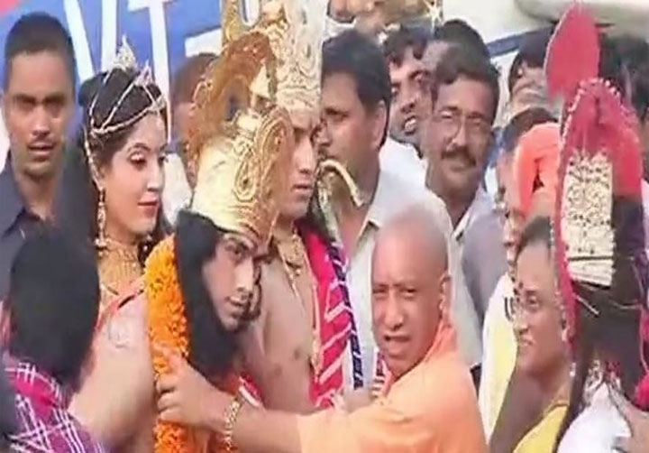  अबकी बार त्रेता युग की झलक दिखेगी अयोध्या में,  श्रीराम-माता सीता का मुख्यमंत्री ने किया स्वागत, जश्न में डूबी नगरी