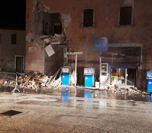 भूकंप के जबरदस्त झटकों से दहला इटली