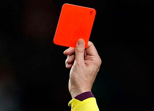 अब क्रिकेट में भी खिलाडिय़ों को दिखाया जाएगा रेड कार्ड