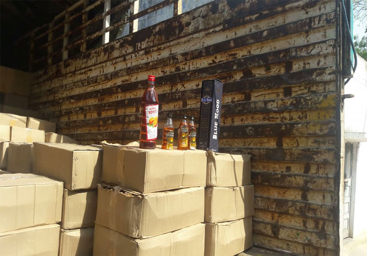 मुज़फ्फरनगर-थाना तितावी ने पकड़ी 500 पेटी अवैध शराब 
