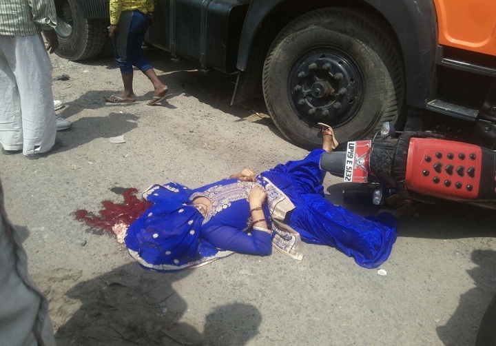 मुज़फ्फरनगर-बघरा में सड़क हादसे में महिला की दर्दनाक मौत