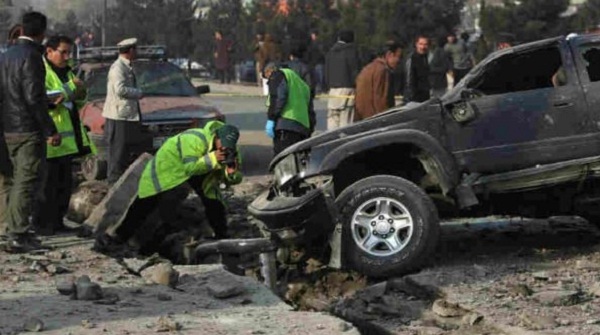 काबुल में हुए विस्फोट में सांसद और उनका बेटा घायल