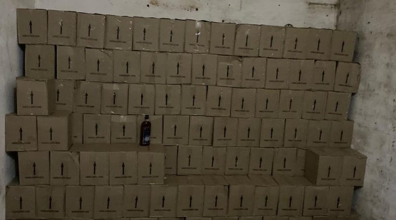  एक्साइज विभाग और रामामंडी थाना पुलिस ने रात 2 बजे छापेमारी कर 230 पेटी शराब पकड़ी 