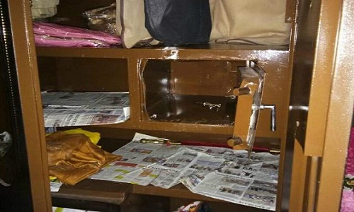 भाजपा नेता के घर चोरी, उड़ाया लाखों का सामान