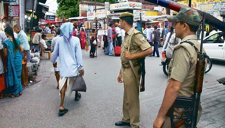 आज है छह दिसंबर, अयोध्या में चप्पे चप्पे पर पुलिस तैनात