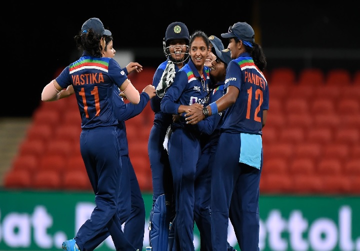 Commonwealth Games 2022: भारतीय महिला टीम को लगा बड़ा झटका, 2 खिलाड़ी कोरोना पॉजिटिव