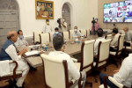 रक्षा मंत्री राजनाथ सिंह ने लॉकडाउन के बाद की योजनाएं को लेकर की समीक्षा 