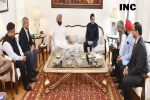  Punjab Chief Minister Captain Amarinder Singh interacting with a group of Indian Foreign Service (IFS) officers from 2003 & 2004 batch who called on him at his official residence here this morning