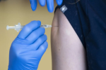 कोरोना से ठीक होने के 3 महीने बाद लगेगा वैक्सीन का टीका, केंद्र ने जारी किए निर्देश